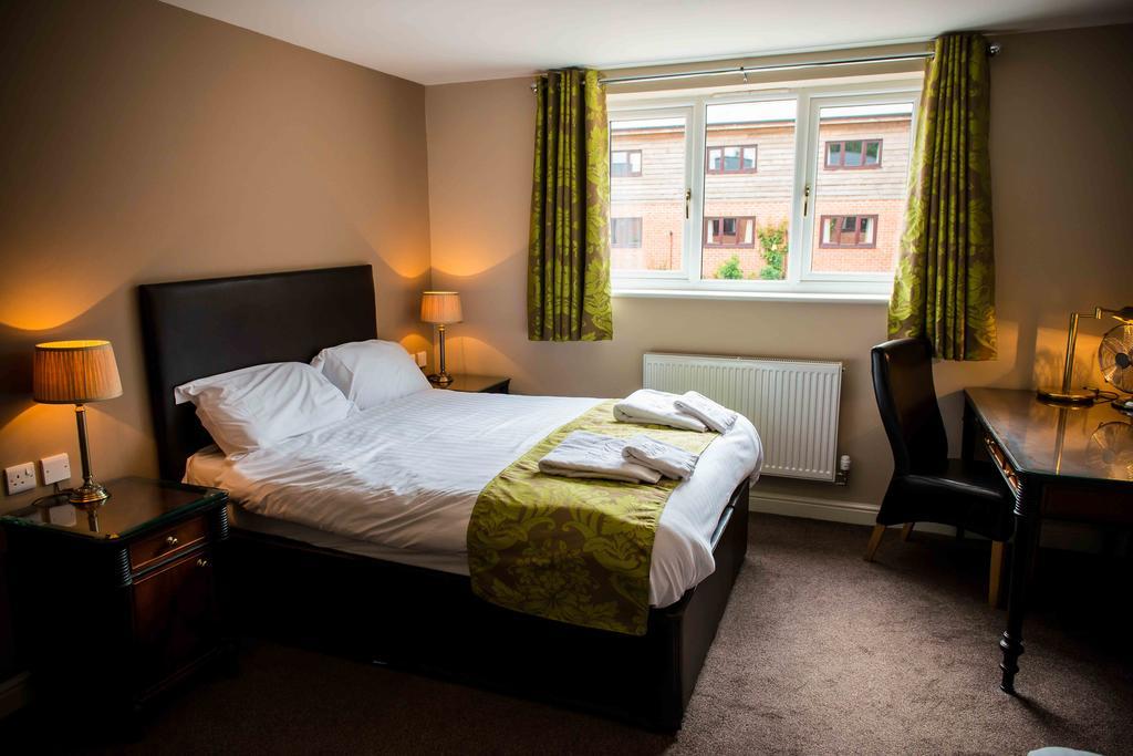 Whittlebury Hall And Spa Extérieur photo