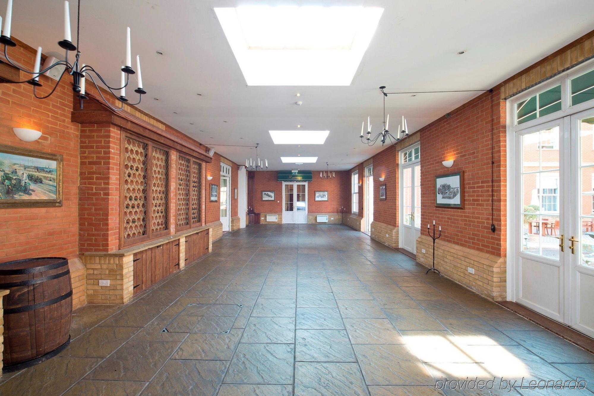 Whittlebury Hall And Spa Extérieur photo